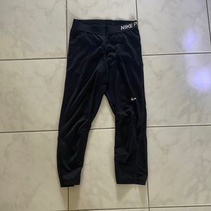 Black Nike pro leggings good condition adult small